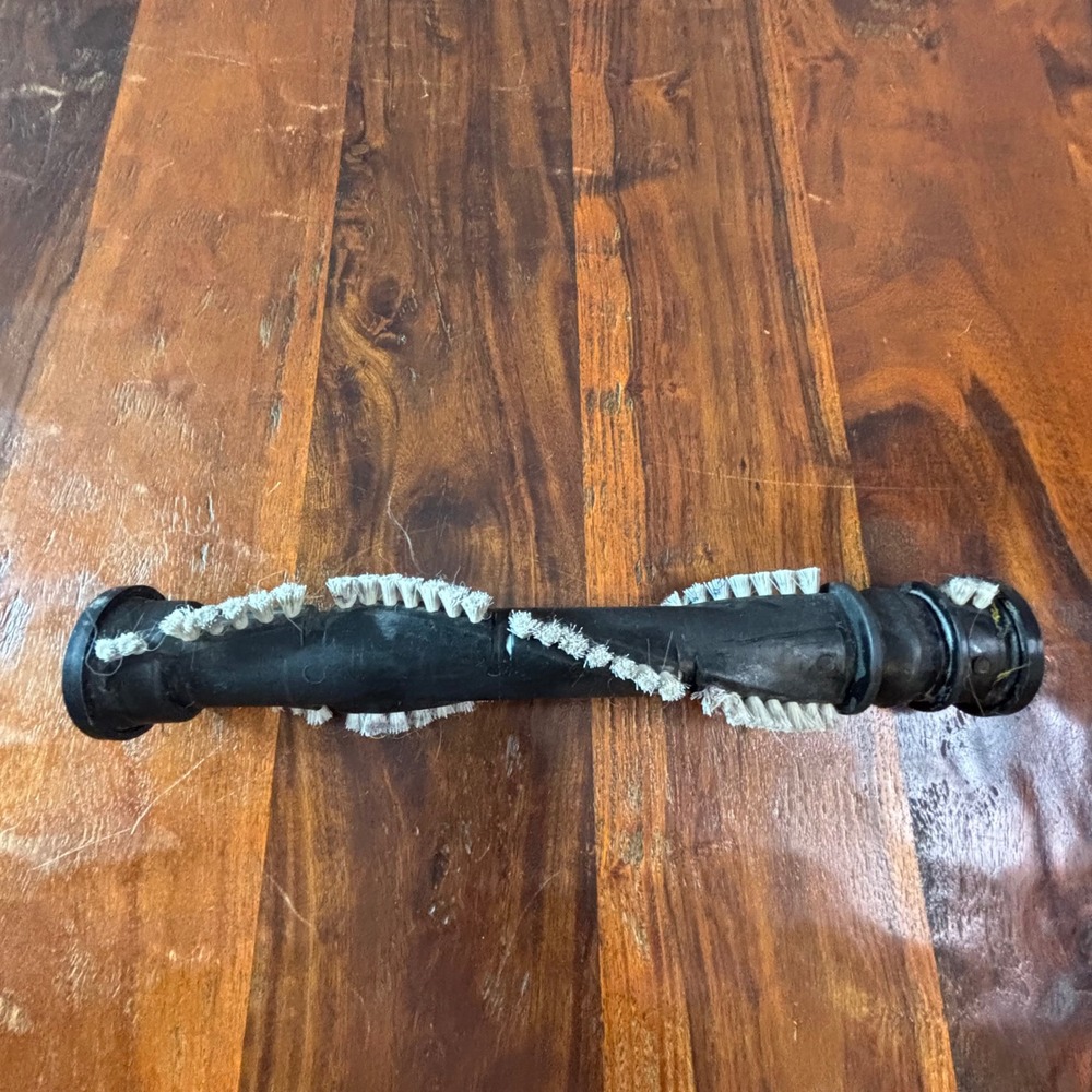 Bissell 10096 Vacuum Brush Roll Replacement Agitator Bar Black 11.5 Inch